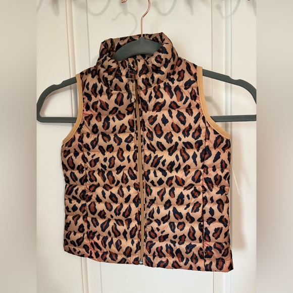 🐆NEW Amazon Essentials Girls and Toddlers' Lightweight Water-Resistant Packable🐆 - Picture 1 of 10